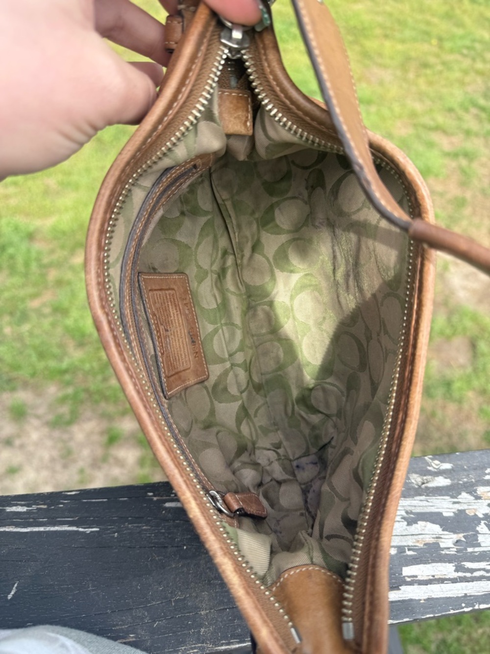 Coach SoHo Hobo - Picture 6 of 7